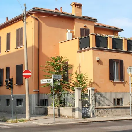 Spacious In The Heart Of - 2 Bedrooms