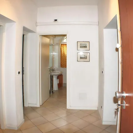 公寓 Spacious In The Heart Of - 2 Bedrooms *